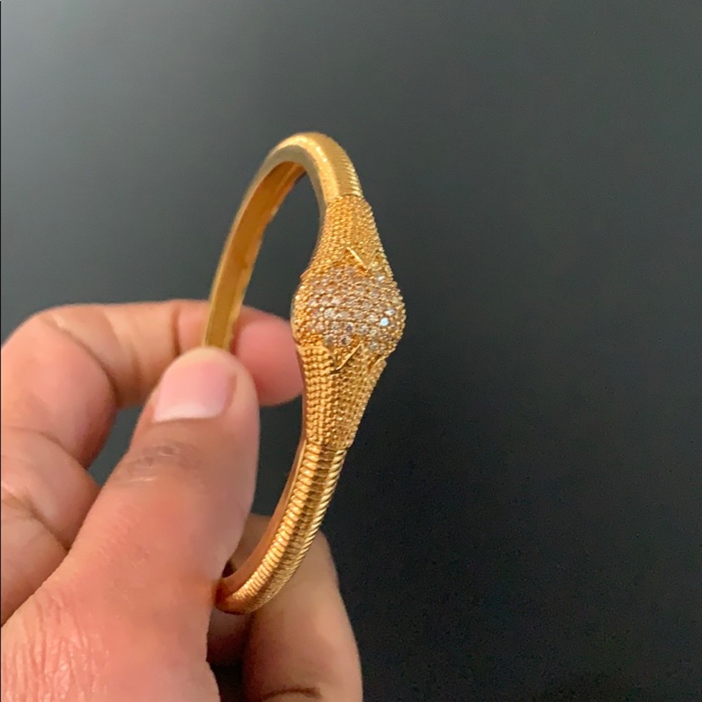 gold plated bracelet - Picture 3 of 4